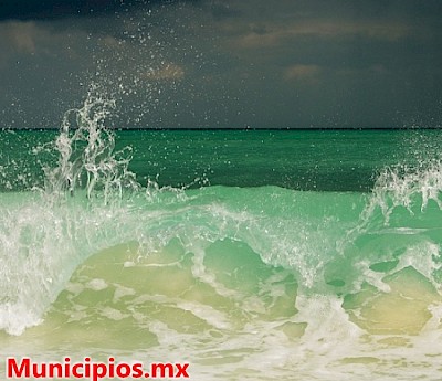 Foto de las olas del océano en Playa del Carmen