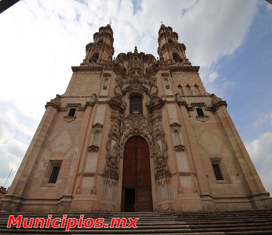 Parroquia de Nuestra Señora de la Asunción es la Iglesia Principal en Lagos de Moreno, Jalisco