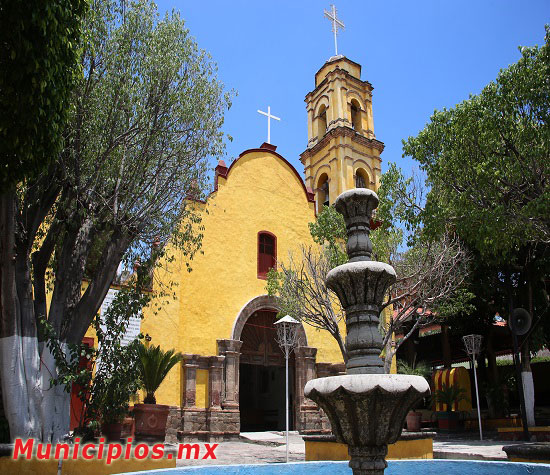 Iglesia Santo Tomás en Miacatlán en el estado de Morelos